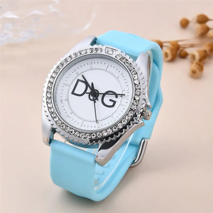 Luxury Brand DQG Women's Watch Leather Strap Rhinestone Inlay Dial Fashion Sport Quartz Watch for Women Gift Clock 2023