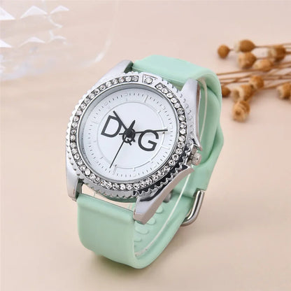 Luxury Brand DQG Women's Watch Leather Strap Rhinestone Inlay Dial Fashion Sport Quartz Watch for Women Gift Clock 2023